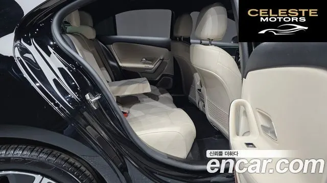 MERCEDES BENZ A-Classe W177 A220 Berline 2024 — photo 12 sur 26