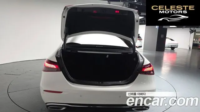 MERCEDES BENZ E-Classe W213 E250 Exclusive 2022 — photo 20 sur 20