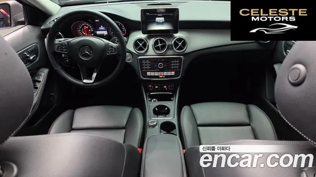 MERCEDES BENZ GLA-Classe X156 GLA220 Premium 2019 — photo 10 sur 33