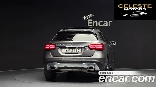 MERCEDES BENZ GLA-Classe X156 GLA220 Premium 2019 — photo 4 sur 33