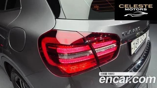 MERCEDES BENZ GLA-Classe X156 GLA220 Premium 2019 — photo 9 sur 33