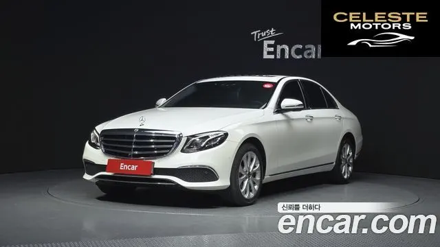 MERCEDES BENZ E-Classe W213 E300 4MATIC Exclusive 2019 — photo 35 sur 36
