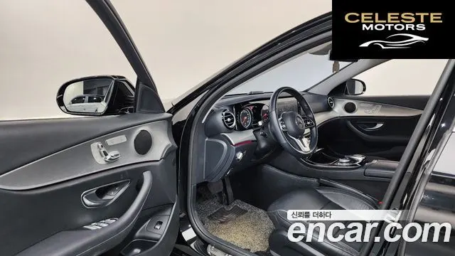 MERCEDES BENZ E-Classe W213 E300 Avantgarde 2019 — photo 10 sur 20