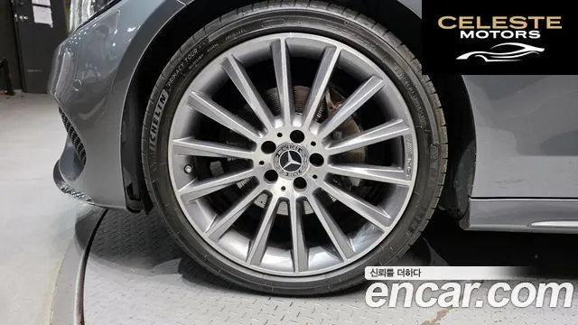 MERCEDES BENZ C-Classe W205 C200 Coupé 2017 — photo 5 sur 30