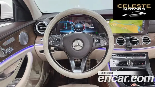 MERCEDES BENZ E-Classe W213 E300 4MATIC Exclusive 2018 — photo 19 sur 40