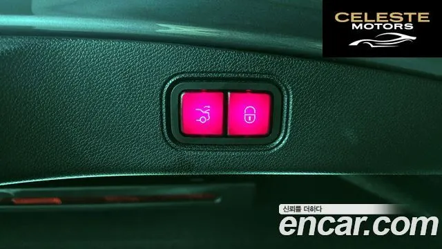 MERCEDES BENZ E-Classe W213 E220d Coupé 2019 — photo 32 sur 35