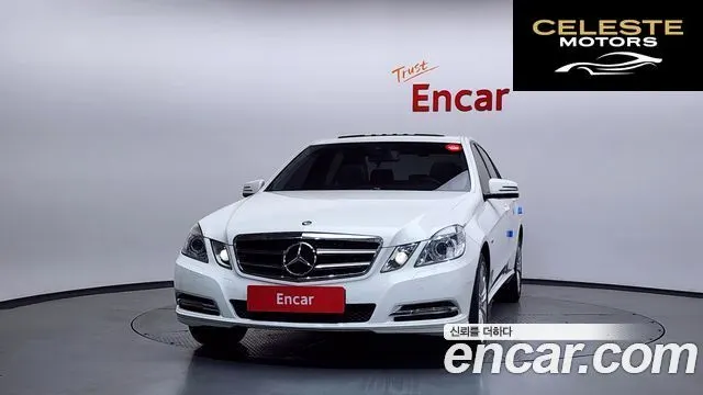 MERCEDES BENZ E-Classe W212 E200 CGI 2012 — photo 3 sur 26