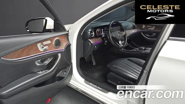 MERCEDES BENZ E-Classe W213 E300 Exclusive 2017 — photo 10 sur 20