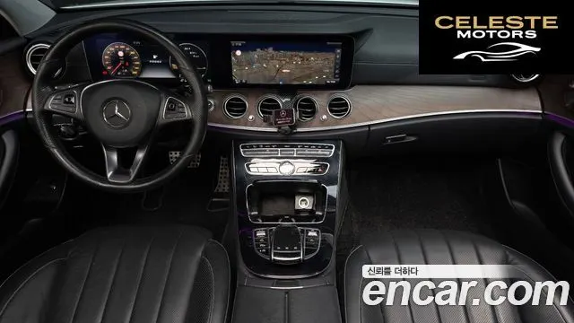 MERCEDES BENZ E-Classe W213 E300 Exclusive 2017 — photo 7 sur 20