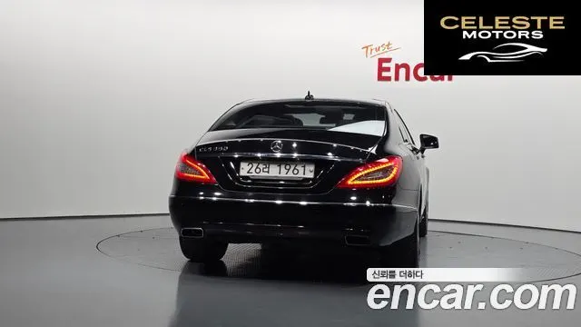 MERCEDES BENZ CLS-Classe W218 CLS350 2013 — photo 4 sur 26