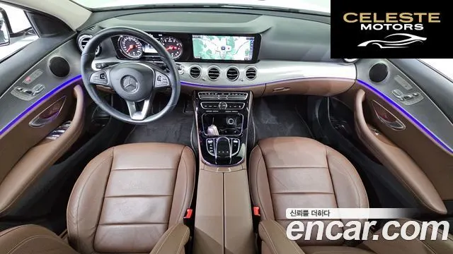 MERCEDES BENZ E-Classe W213 E200 Avantgarde 2018 — photo 10 sur 30