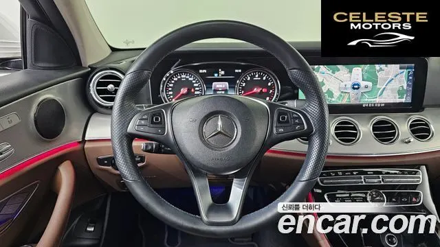 MERCEDES BENZ E-Classe W213 E200 Avantgarde 2018 — photo 19 sur 30
