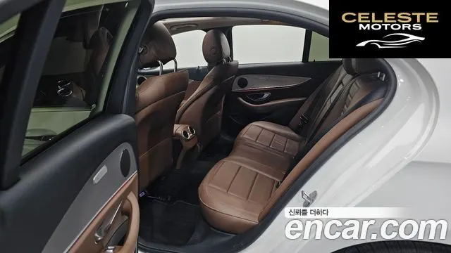 MERCEDES BENZ E-Classe W213 E200 Avantgarde 2018 — photo 28 sur 30