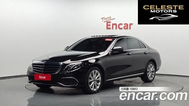 MERCEDES BENZ E-Classe W213 E300 4MATIC Exclusive 2020 — photo 40 sur 41