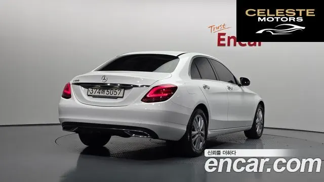MERCEDES BENZ C-Classe W205 C200 Avantgarde 2020 — photo 2 sur 32