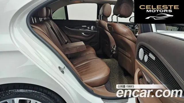 MERCEDES BENZ E-Classe W213 E450 4MATIC Exclusive 2020 — photo 17 sur 37