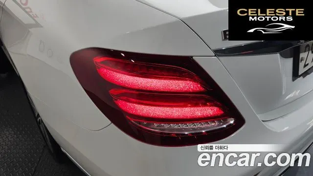 MERCEDES BENZ E-Classe W213 E450 4MATIC Exclusive 2020 — photo 9 sur 37