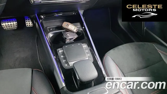 MERCEDES BENZ GLB-Classe X247 GLB250 4MATIC 2022 — photo 32 sur 32