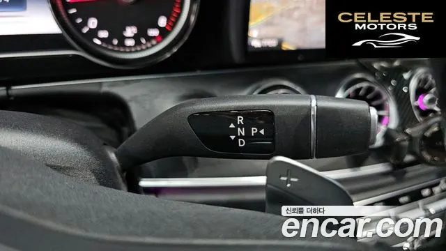 MERCEDES BENZ E-Classe W213 E220d Coupé 2019 — photo 12 sur 35