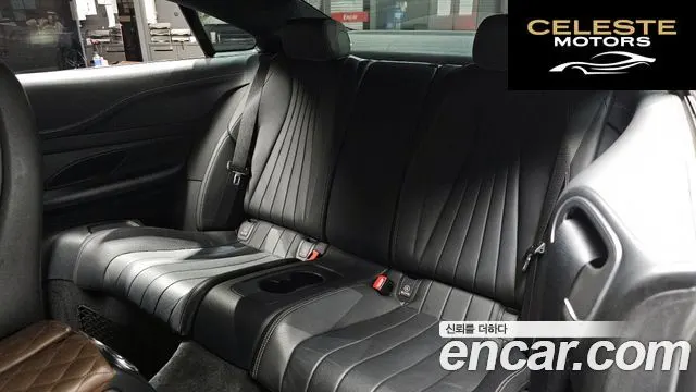 MERCEDES BENZ E-Classe W213 E220d Coupé 2019 — photo 18 sur 35
