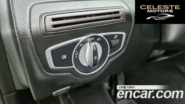 MERCEDES BENZ C-Classe W205 C200 2018 — photo 14 sur 20