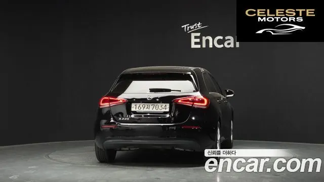 MERCEDES BENZ A-Classe W177 A220 Hatchback 2019 — photo 4 sur 20