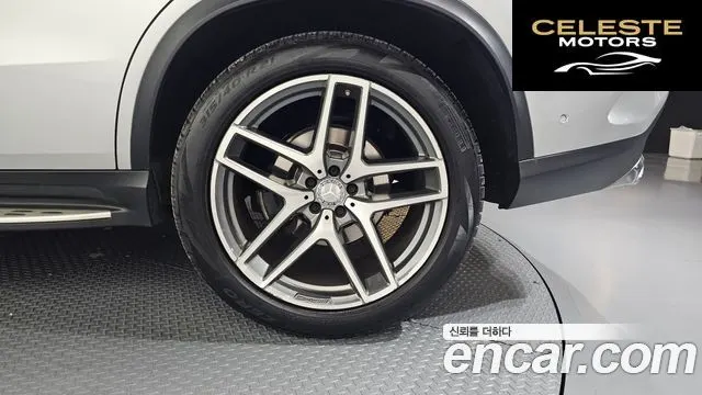 MERCEDES BENZ GLE-Classe W166 GLE350 d 4MATIC Coupé 2017 — photo 7 sur 31