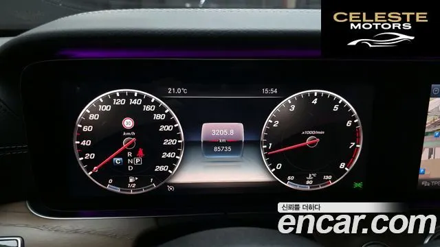 MERCEDES BENZ E-Classe W213 E300 4MATIC Exclusive 2019 — photo 11 sur 36