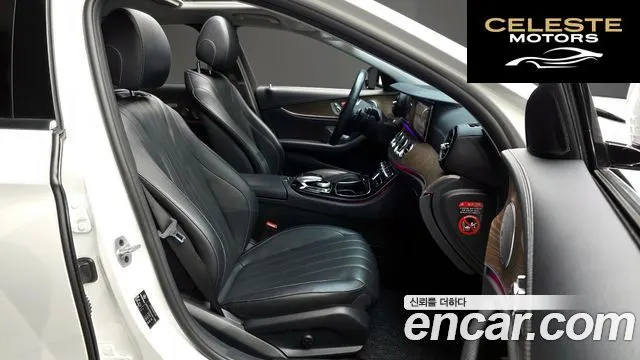 MERCEDES BENZ E-Classe W213 E300 4MATIC Exclusive 2019 — photo 16 sur 36