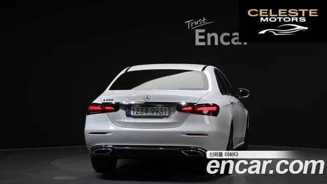 MERCEDES BENZ E-Classe W213 E250 Avantgarde 2022 — photo 4 sur 26