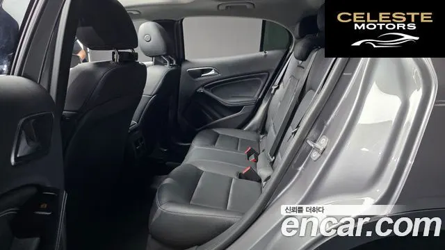 MERCEDES BENZ GLA-Classe X156 GLA220 Premium 2019 — photo 16 sur 33