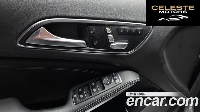 MERCEDES BENZ GLA-Classe X156 GLA220 Premium 2019 — photo 29 sur 33