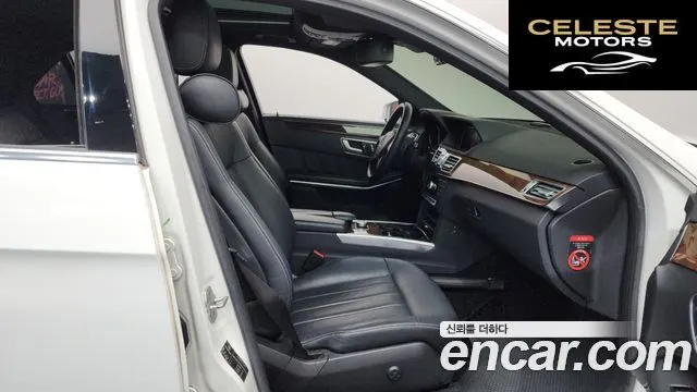 MERCEDES BENZ E-Classe W212 E300 2014 — photo 11 sur 20