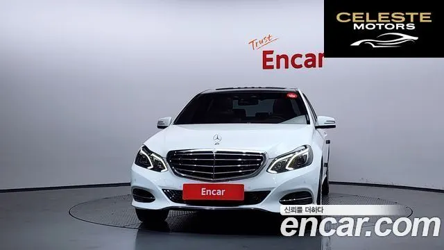 MERCEDES BENZ E-Classe W212 E300 2014 — photo 3 sur 20