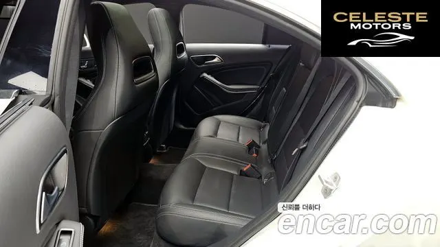 MERCEDES BENZ CLA-Classe C117 CLA250 4MATIC 2017 — photo 11 sur 20