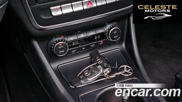 MERCEDES BENZ CLA-Classe C117 CLA250 4MATIC 2017 — photo 18 sur 20