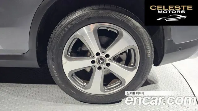 MERCEDES BENZ GLC-Classe X253 GLC220 d 4MATIC Premium 2018 — photo 5 sur 20