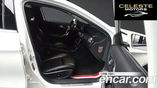 MERCEDES BENZ GLA-Classe X156 GLA220 2019 — photo 11 sur 20