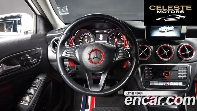 MERCEDES BENZ GLA-Classe X156 GLA220 2019 — photo 13 sur 20