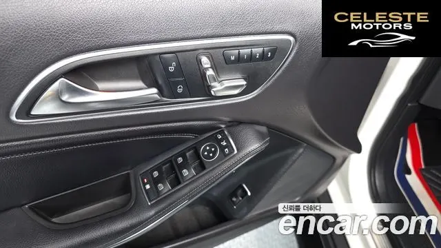 MERCEDES BENZ GLA-Classe X156 GLA220 2019 — photo 18 sur 20