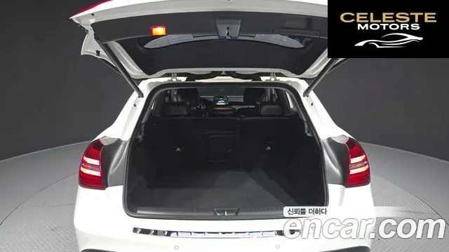 MERCEDES BENZ GLA-Classe X156 GLA220 2019 — photo 20 sur 20