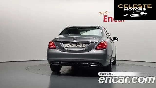 MERCEDES BENZ C-Classe W205 C200 Avantgarde 2016 — photo 4 sur 20