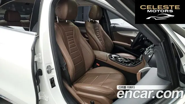 MERCEDES BENZ E-Classe W213 E200 Avantgarde 2018 — photo 12 sur 31