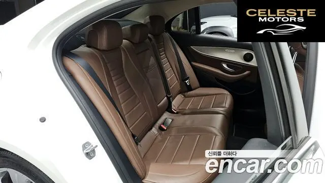MERCEDES BENZ E-Classe W213 E200 Avantgarde 2018 — photo 15 sur 31