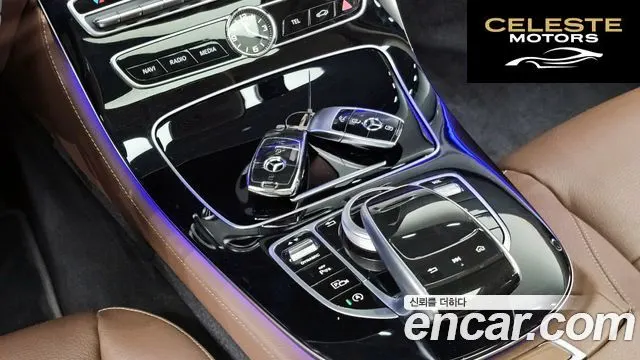 MERCEDES BENZ E-Classe W213 E200 Avantgarde 2018 — photo 22 sur 31