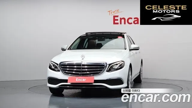 MERCEDES BENZ E-Classe W213 E300 4MATIC Exclusive 2017 — photo 2 sur 20