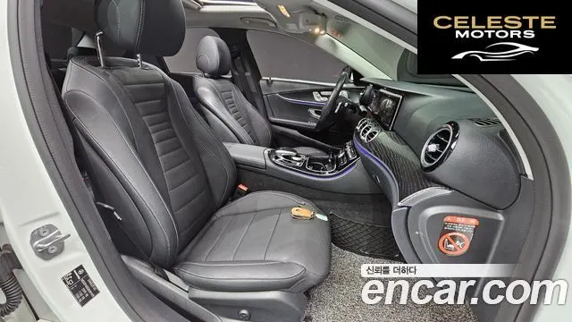 MERCEDES BENZ E-Classe W213 E300 4MATIC Avantgarde 2018 — photo 10 sur 20