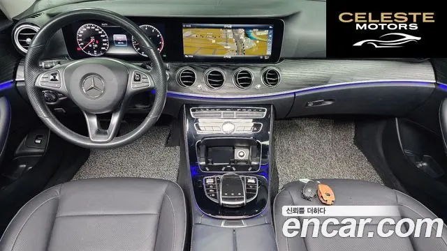 MERCEDES BENZ E-Classe W213 E300 4MATIC Avantgarde 2018 — photo 7 sur 20