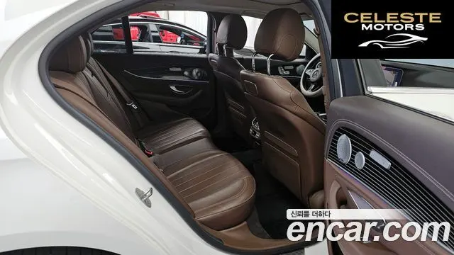 MERCEDES BENZ E-Classe W213 E400 4MATIC Exclusive 2018 — photo 18 sur 33