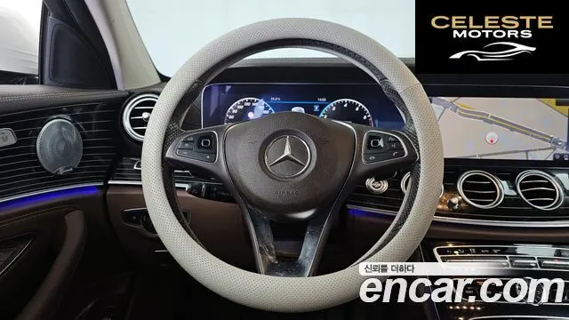 MERCEDES BENZ E-Classe W213 E400 4MATIC Exclusive 2018 — photo 19 sur 33